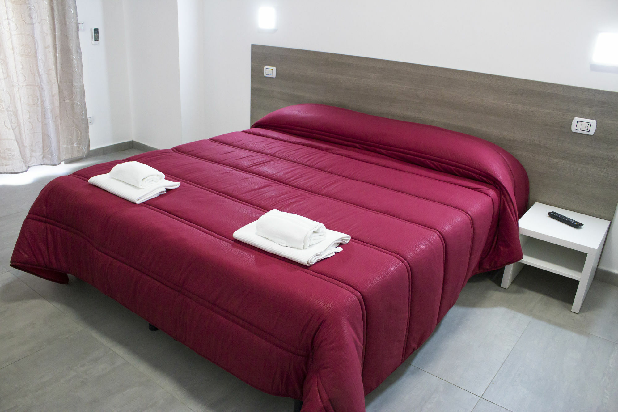 Tiburtina Royal Guest house *